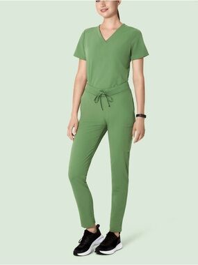 Women’s Mandala Green Scrub Set